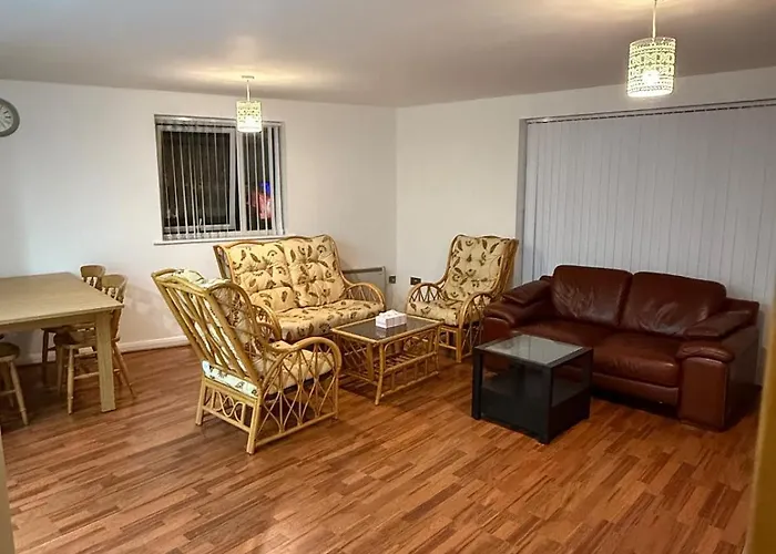 Entire 3 Bedroom In * Mánchester