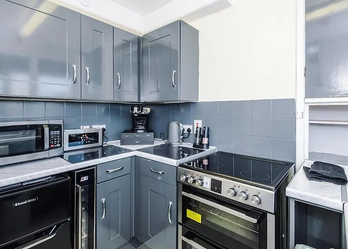 1br By Kammili - Near Centre, Universities & Hospital Manchester