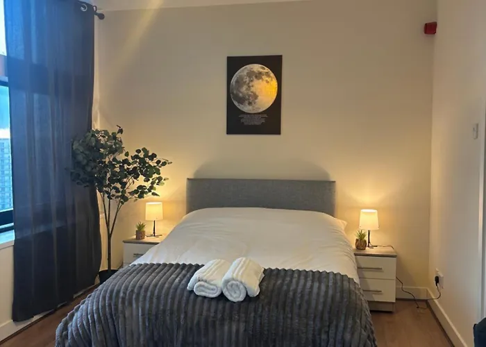 Nivora 1 * Mánchester