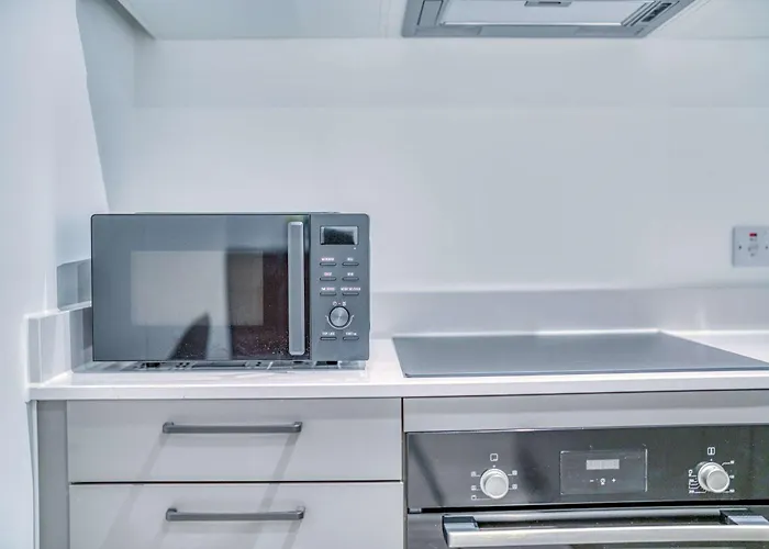 City View - Near Salford Royal - Free Parking Apartament Manchester