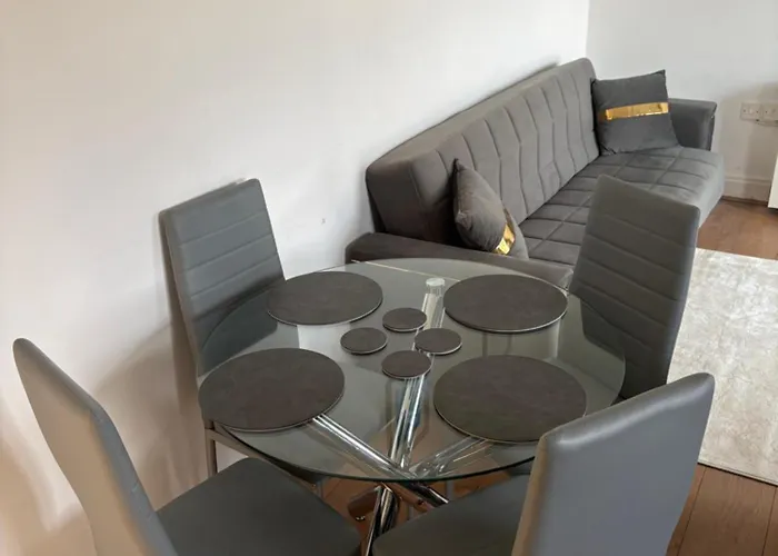 Modern 2 Bedroom In Centre With Free Wifi 아파트 *