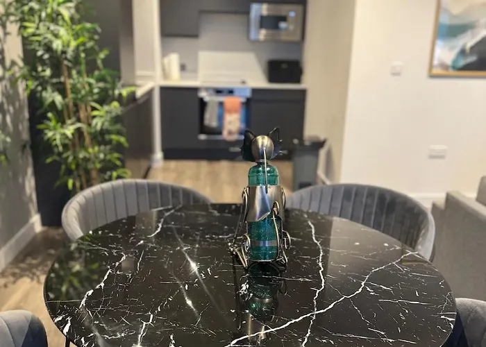 Luxury City Apartment Manchester With Gym & Parking