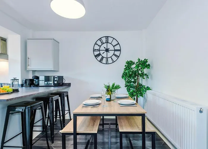 2bdr Droylsden House In With Wparking Apartamento