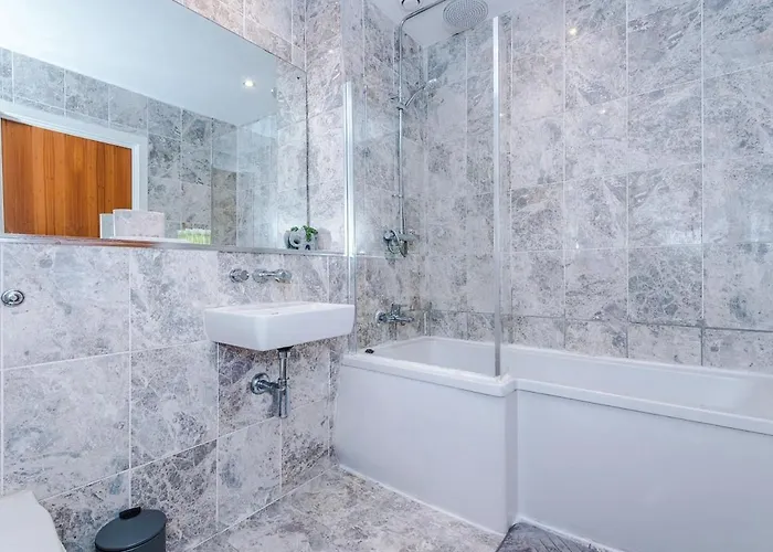 Centre, Luxury Penthouse *