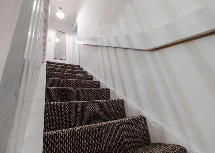 Lavish & Comfy - Contractors And Long - Close To Piccadilly & Etihad - Fast Speed Wi-fi - Sleep 7 Mánchester