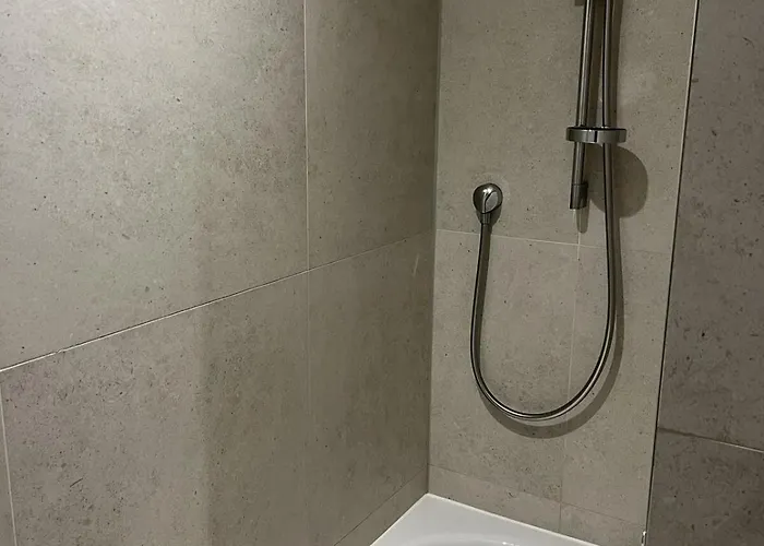 Stylish 2br 3 Baths 6 Guests *