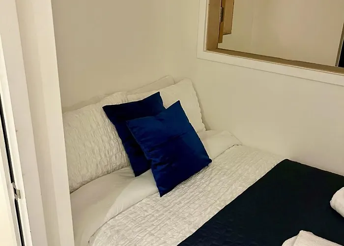 Stylish 2br 3 Baths 6 Guests