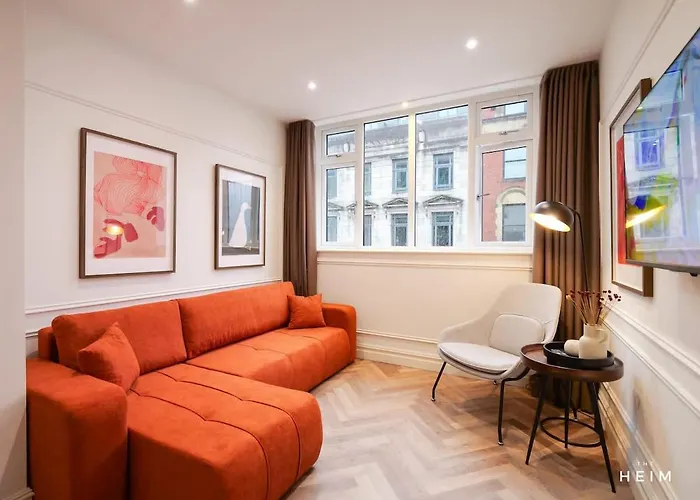 Calico At The Heim Apartment *