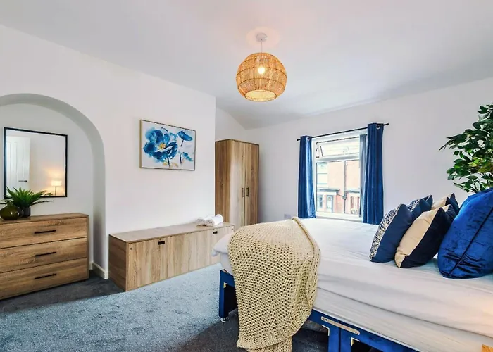 Apartamento 2bdr Droylsden House In With Wparking *