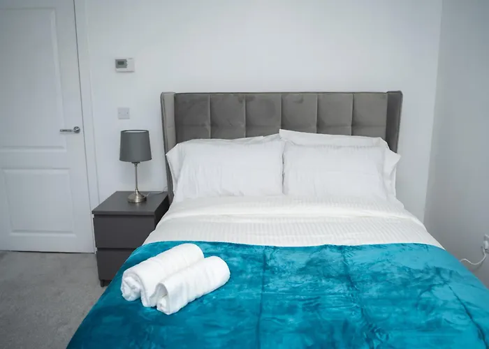 Modern 2br In * Manchester