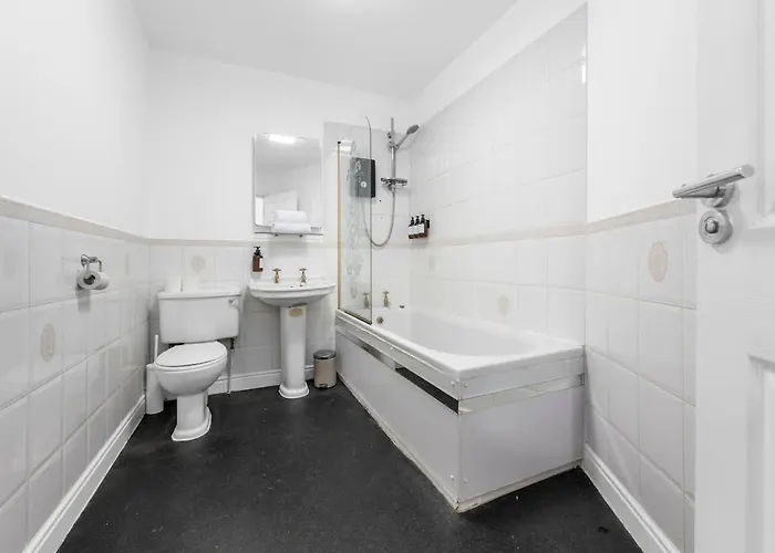 Brand New Centre 3 Bed Flat By Superhost Apartman Manchester