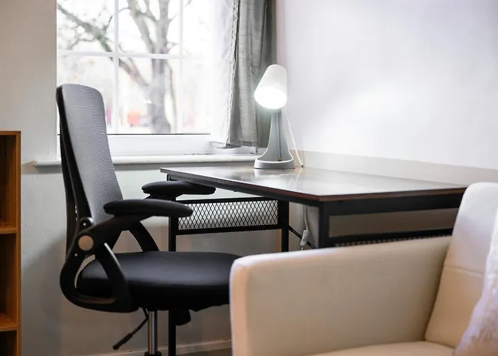 Oxford Road Haven: Stylish 1-bedroom Retreat Apartment *