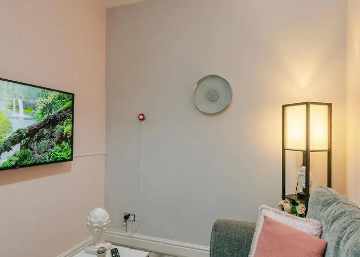 Апартаменты Perfect For Contractors, Free Parking, Manchester *