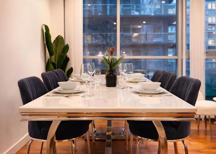 High-end Modern Two-bedroom *