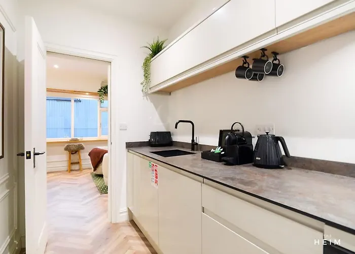 Ember At The Heim מנצ'סטר