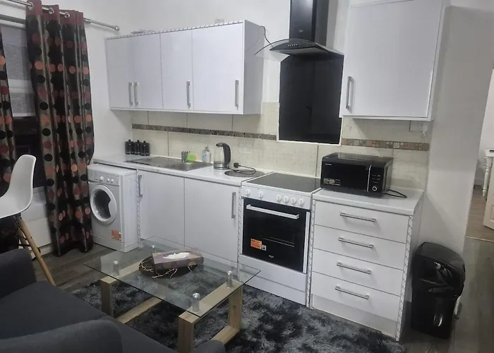 Apartament Moston Two Bedroom Greater Manchester