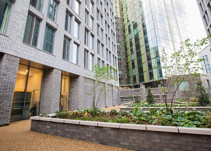 Luxury Condo-terrace - Gym - Parking - Apartment