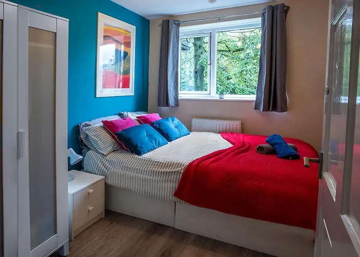 Lejlighed Stylish In Salford With Free Parking *