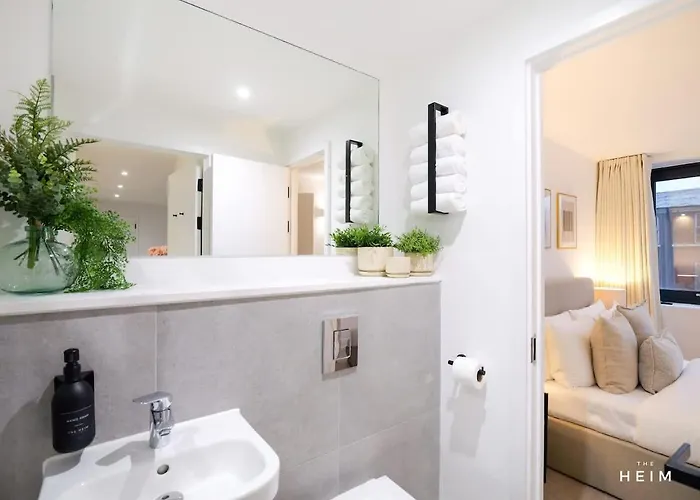 Juniper At The Heim *