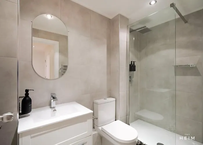 Axis At The Heim Appartement