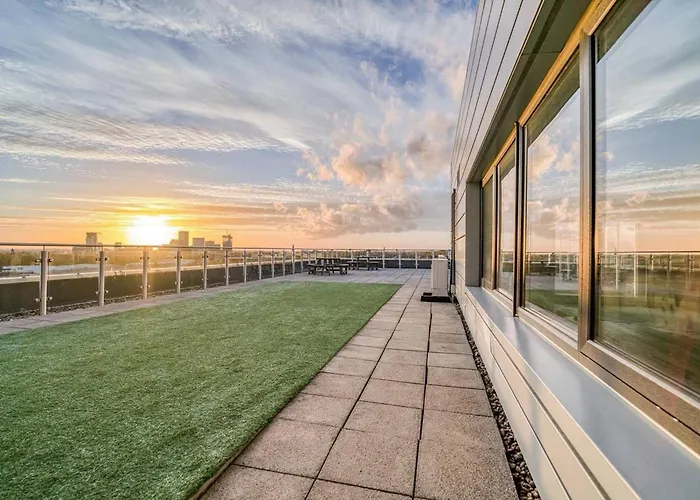 City View Apartment Near Manchester City Centre *