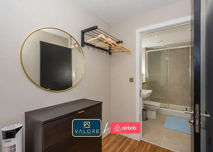 公寓 Luxury Waterfront 2br - Free Gym Access & Parking 曼彻斯特