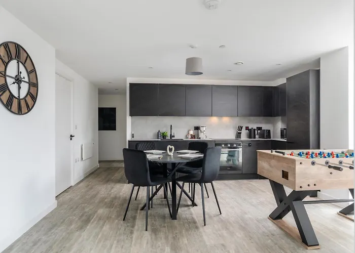 Apartman 2 Bedroom - Old Trafford - Balcony - Free Parking Manchester