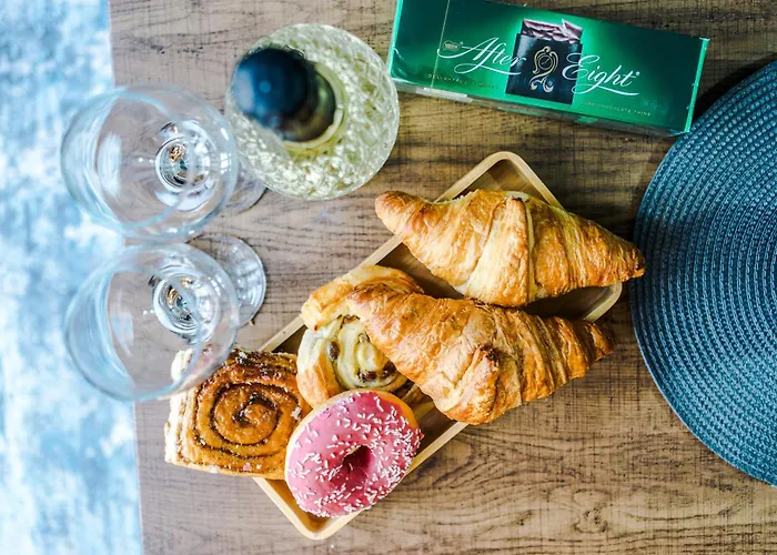 Apartman The Salford Luxe Apt - Chic & Modern 2-Bed Living - Business Or Work-Friendly Stay By Parydise Properties