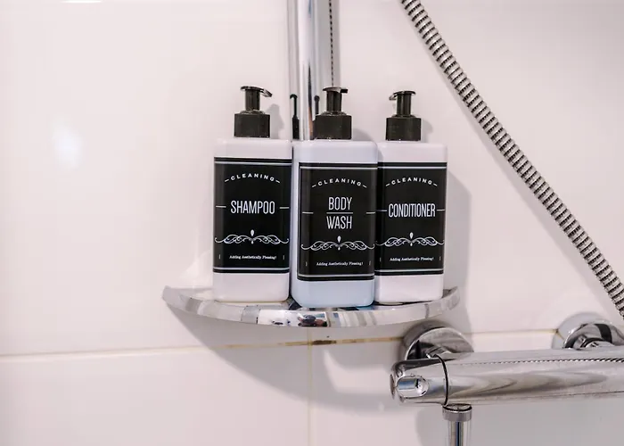 The Salford Luxe - Chic & Modern 2-bed Living - Business Or Work-friendly By Parydise *