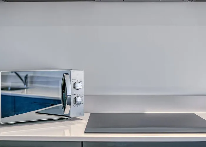 Appartement 2-br Near Salford Royal - & Town Centre View - 1 Minute To Train & Tram Station - Sleeps 6 Manchester