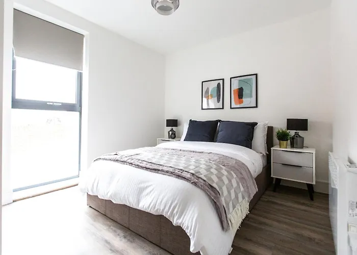 Apartment The Interchange - 2-bed - Brand New - *