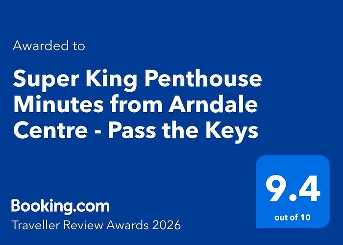 Super King Penthouse Minutes From Arndale Centre - Pass The Keys