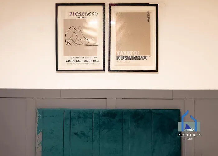 Apartment Traditional Home-games Room-free Parking *