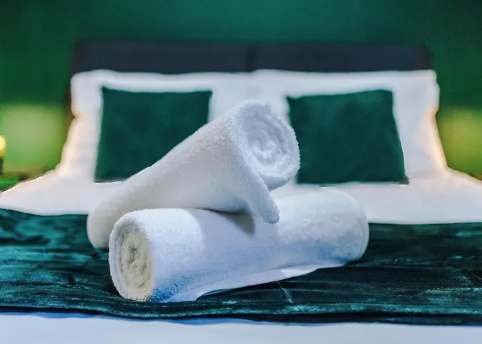 New, Luxe 2br, Manchester, Pool Table, Parking, Balcony, Ps4 Apartamento *