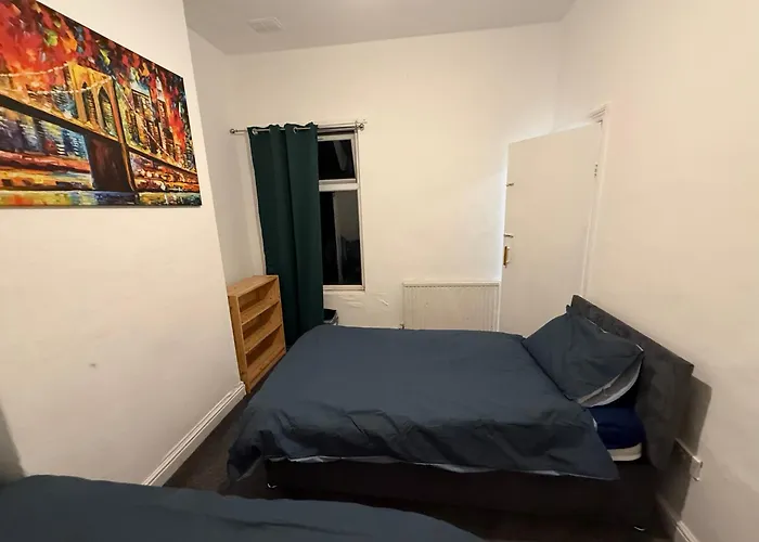 Twin Near Centre Manchester