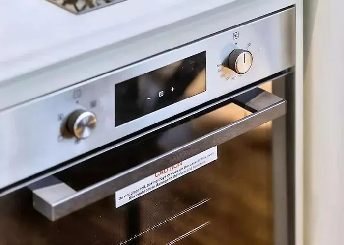 Dom wakacyjny Urban Stone's Throw From Attractions Manchester