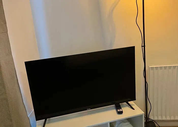 Grey Homes, Private Near Piccadilly Station 15 Mins