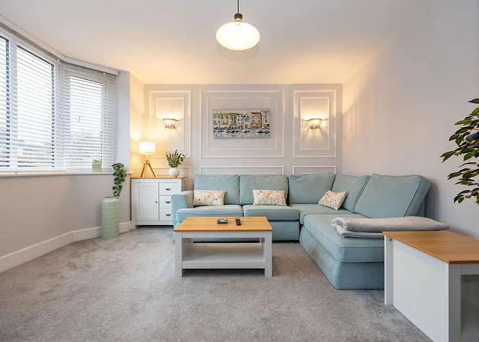 Casa vacanze Stunning Family With Hot Tub In Worsley *