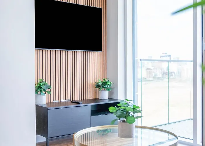 Luxury Waterfront 2br - Free Gym Access & Parking Manchester