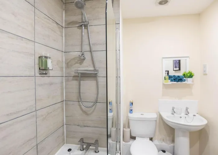 Apartamento Modern Near Mediacity, Airport And Old Trafford With Secure Parking Mánchester