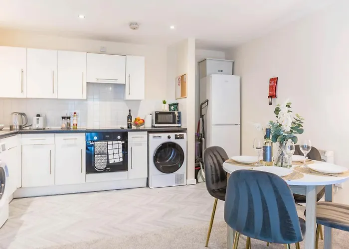 Modern Near Mediacity, Airport And Old Trafford With Secure Parking * Mánchester