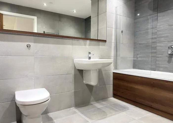 Apartment Modern Near Oxford Road, Centre