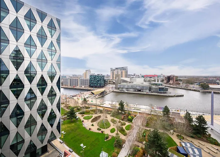 Appartamento Waterfront Panorama - 2br + Balcony, Near Stadium Manchester