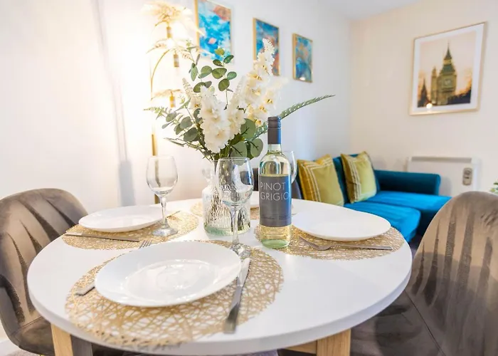 Modern Near Mediacity, Airport And Old Trafford With Secure Parking Mánchester