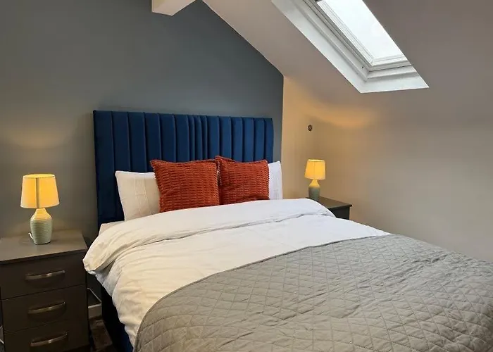 Casa Cove 2br Flat Free Parking 5 Min To… - 20047