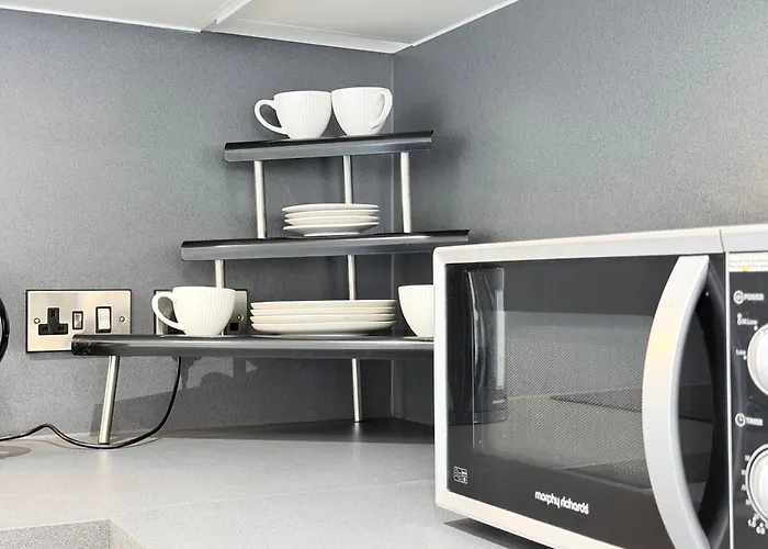 Modern Near Oxford Road, Centre Apartment