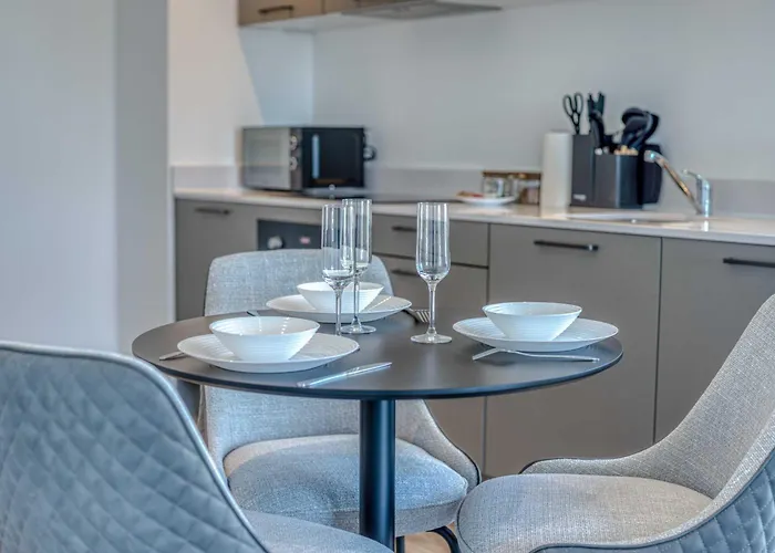 City View - Free Parking -Near Salford Royal - Sleeps 3 Mánchester