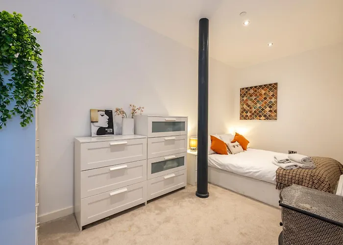 Stylish Mill With Sauna And Free Parking Manchester