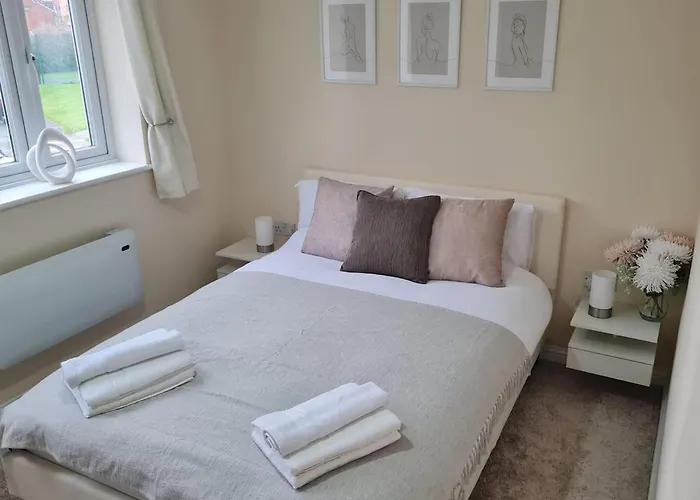 2 Bedroom In Manchester-sleeps 6-near Coop Live & Etihad With Free Parking *
