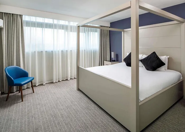 Mercure Piccadilly Hotel